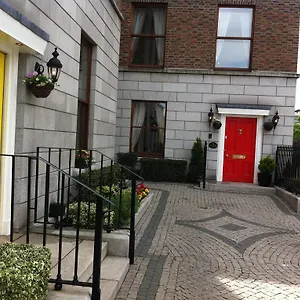 2* Guest house The Leeson