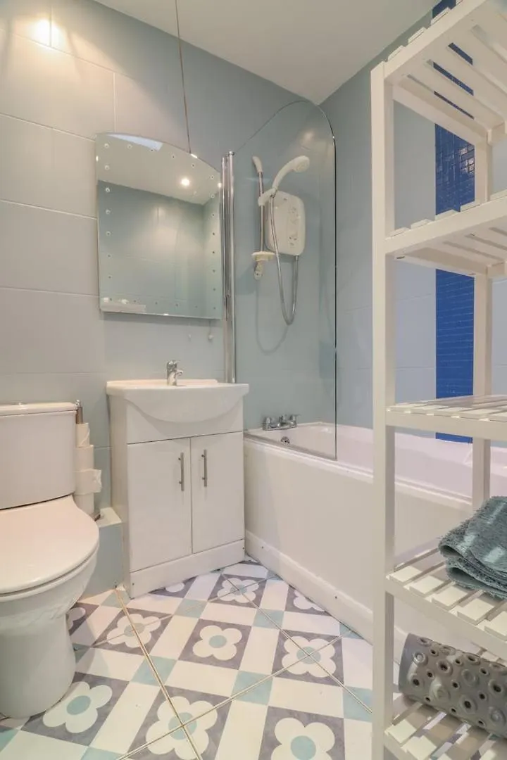 Guestready - Coastal Charm Near Sandymount Beach Dublin 0*,